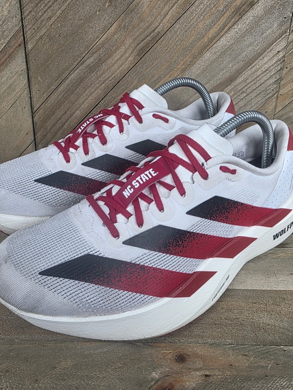 Adidas Adizero Evo SL NC State Wolfpack Mens Athletic Sneakers Size 8.5 JQ4571. - Picture 4 of 9